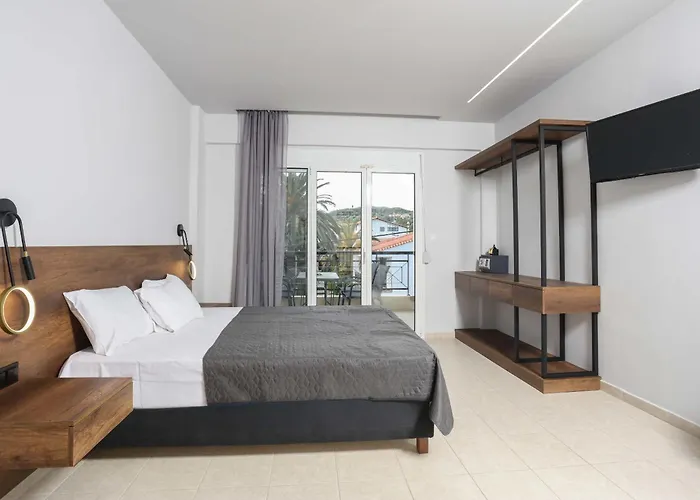 Danae Comfort Living
