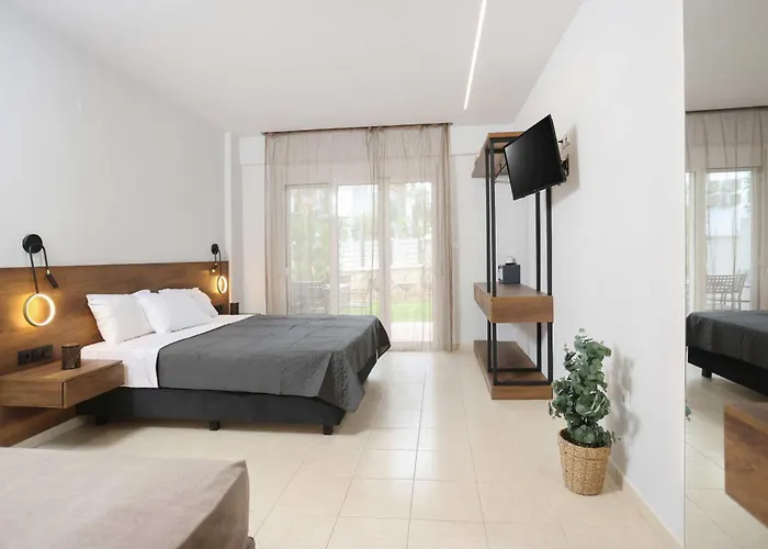 Danae Comfort Living
