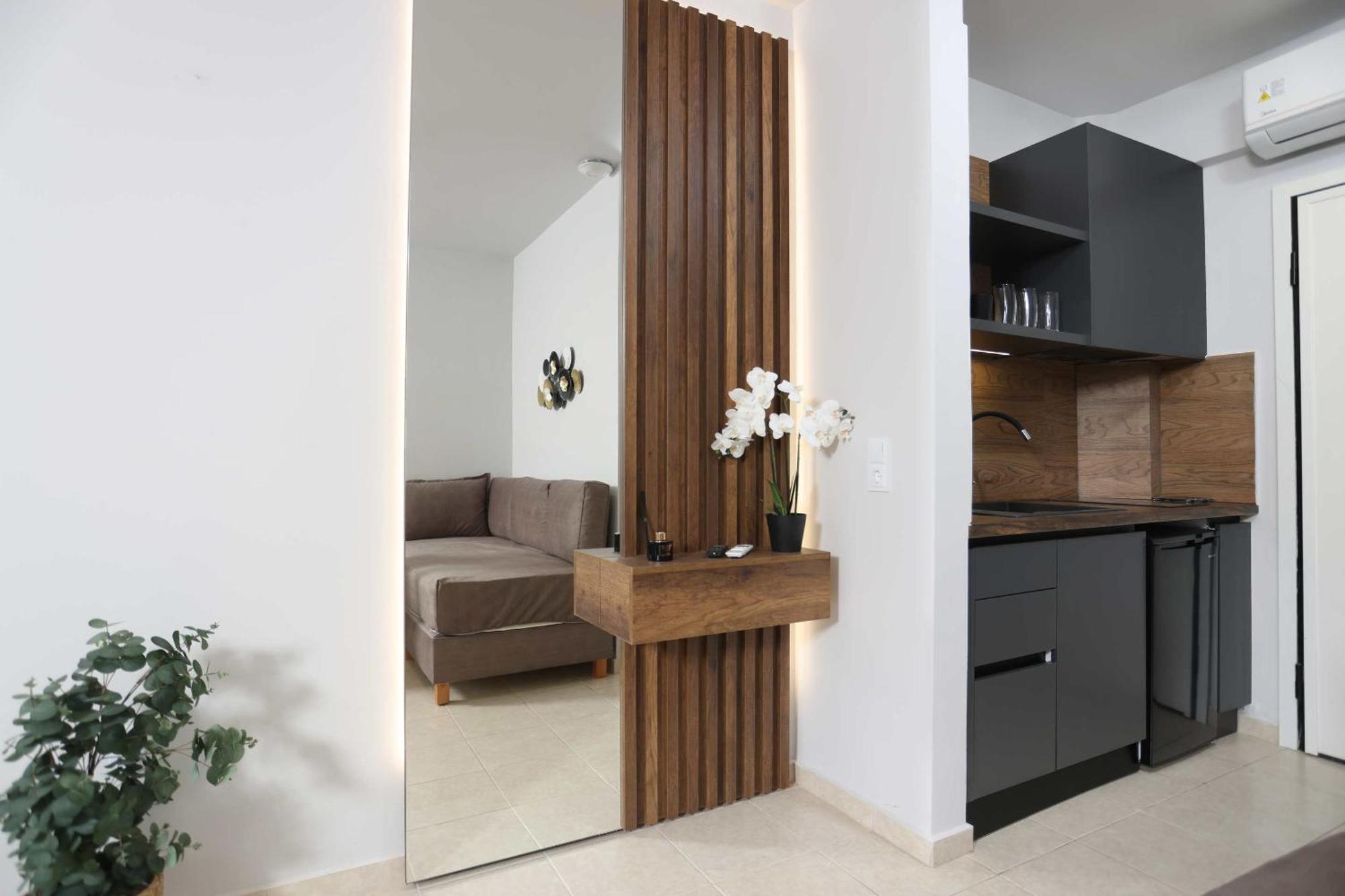 Danae Comfort Living *
