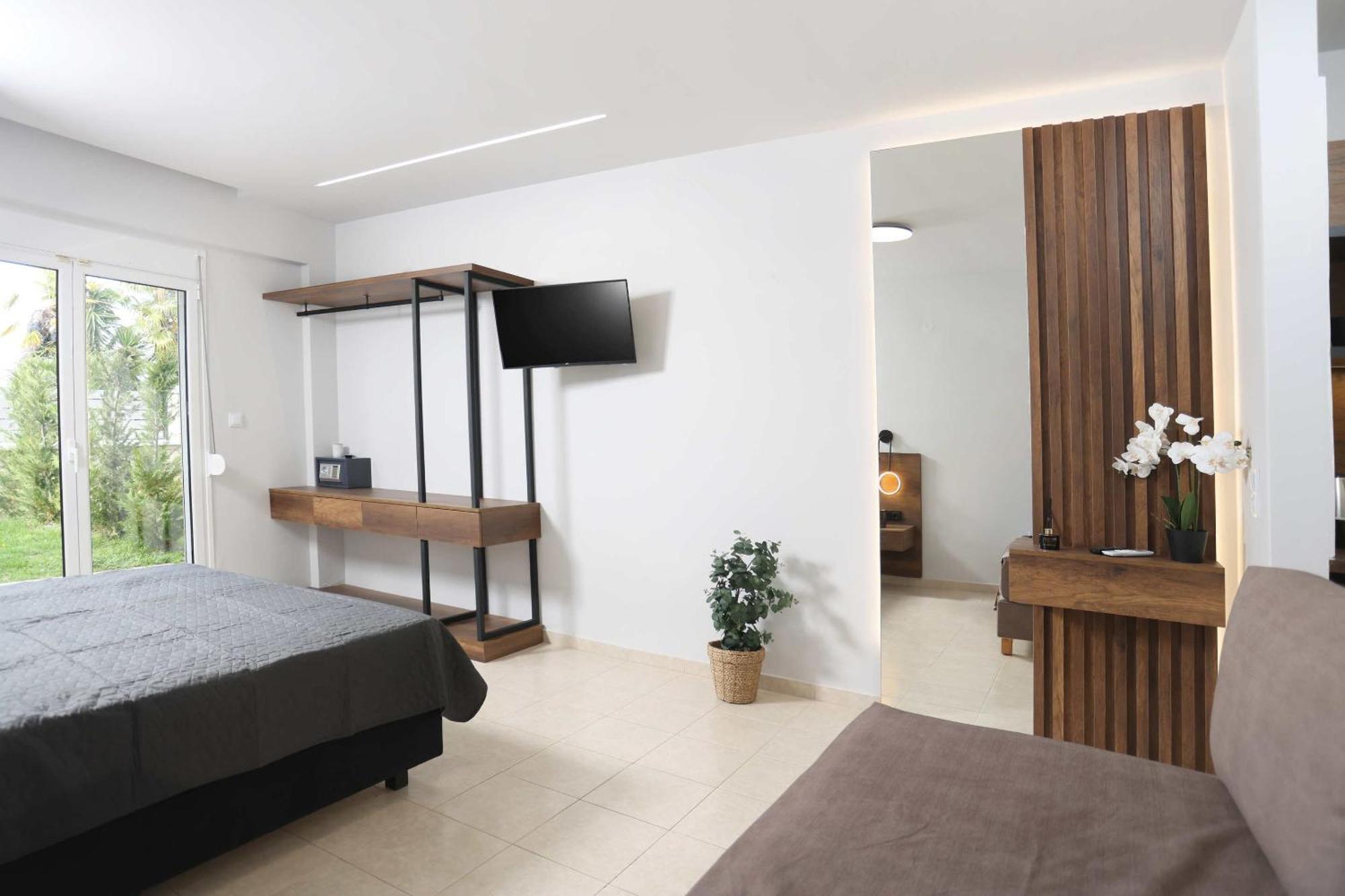 Danae Comfort Living Apartment Pefkochori